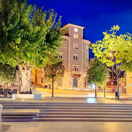 Spacious Pool - Happy Apartmán Crikvenica